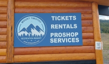 Dancing with Nature in the gentle breeze and warm sunshine in Canada Branch